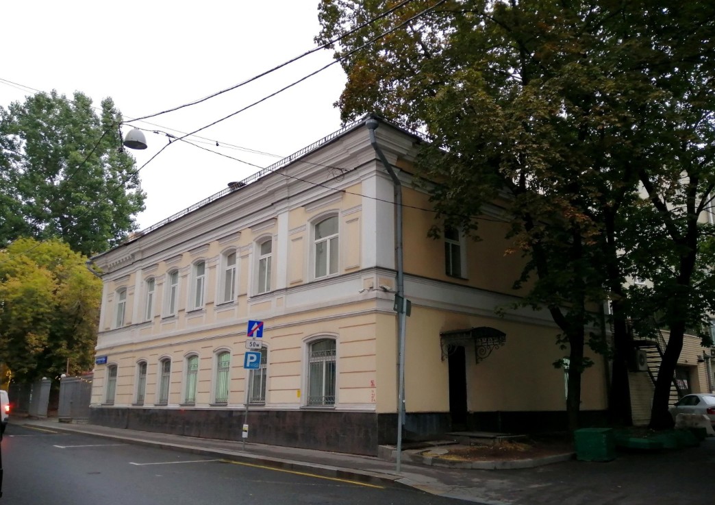 фасад дома, Бизнес-центр Покровский, 6-20с2 по адресу г Москва, Покровский б-р, д 6/20 стр 2